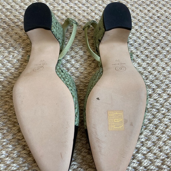 NIB Chanel Green and Black Tweed Slingbacks 39 - Picture 9 of 10